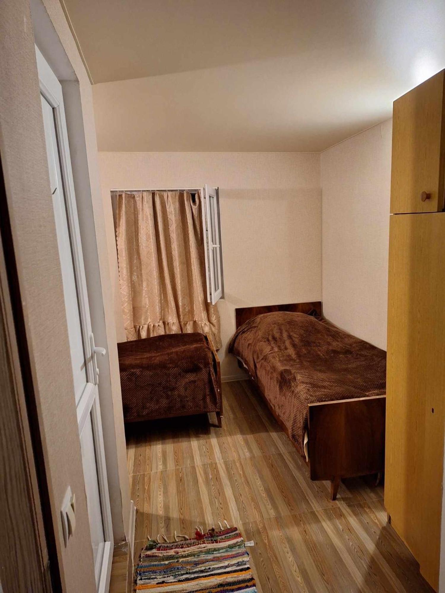 Lux-2-Or-1- Persons Irodion Evdoshvili Street #15 Kutaisi Bagian luar foto